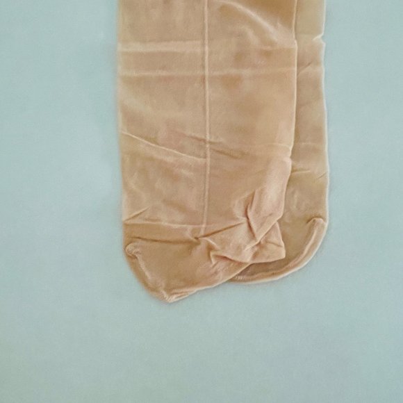❤️ NUDE SEAMED STOCKINGS 1940s STYLE HOSIERY 2 PAIRS SEAMS BROADWAY THEATRE HOSE - Picture 4 of 6